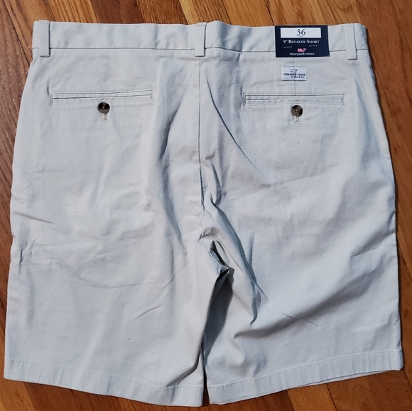 🚫SOLD 🚫 Solid Shorts Vineyard Vines - Picture 2 of 2